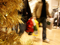 Weihnachten ist für den Handel die umsatzstärkste Zeit des Jahres - und geklaut wird dann auch am meisten.