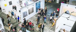 2021 war die Kunstmesse im Flughafen Tempelhof ein Riesenerfolg. 