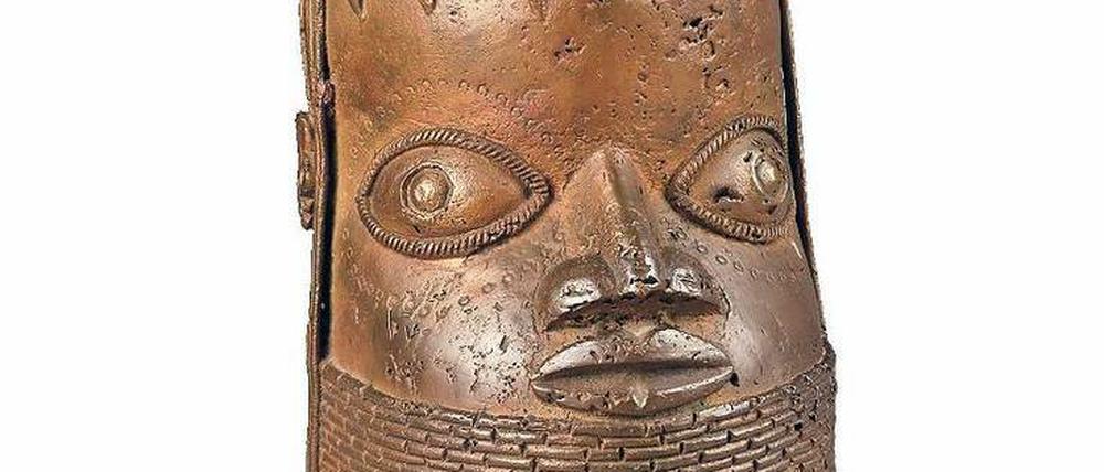 Der bronzene Gedenkkopf einer Königinmutter aus Benin.