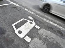 Zu wenige Möglichkeiten für E-Autos: Berlin braucht zusätzliche Ladesäulen bis 2030