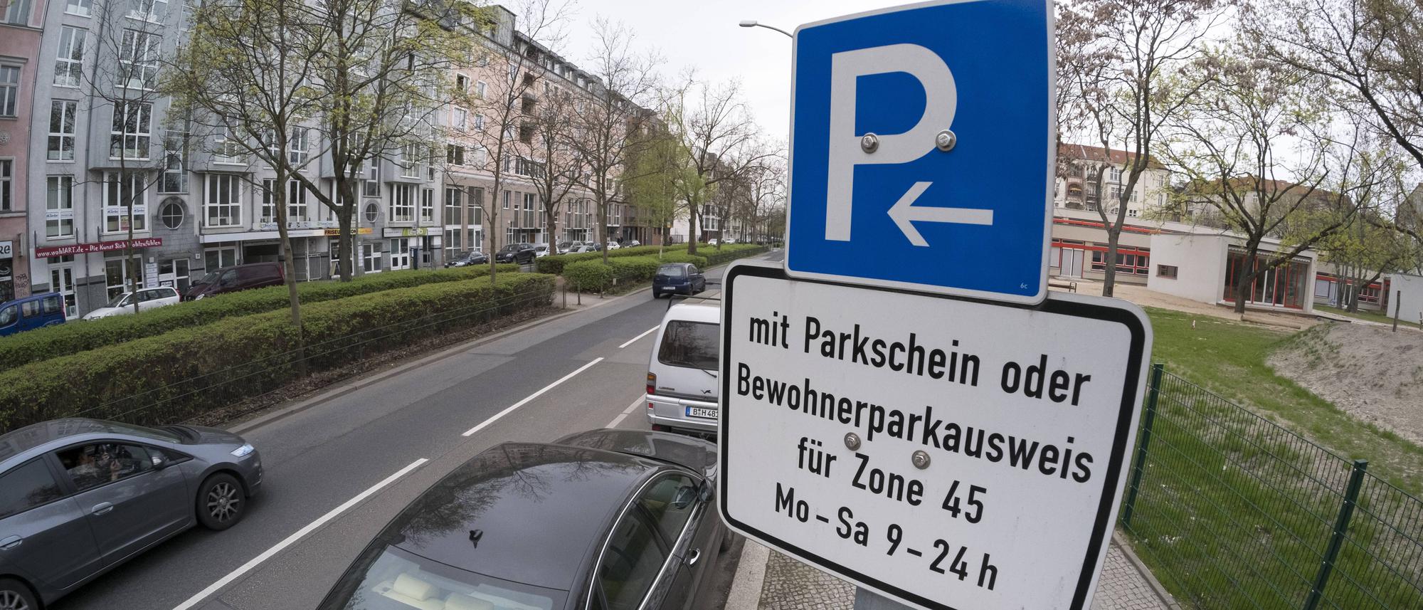 Weiterhin weniger als drei Cent am Tag: Erhöhung der Berliner  Anwohnerparkgebühren kommt frühestens im zweiten Halbjahr 2023