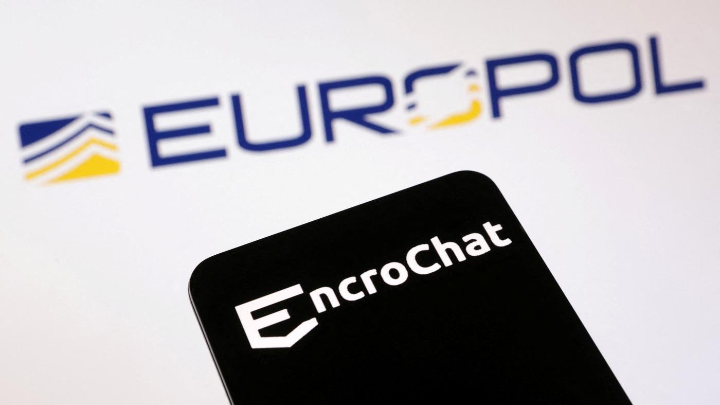 Knapp 900 Millionen Euro beschlagnahmt oder eingefroren Mehr als 6500