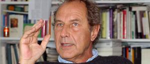 Der Verleger und Schriftsteller Michael Krüger. Er wurde 1943 in Zeitz geboren.