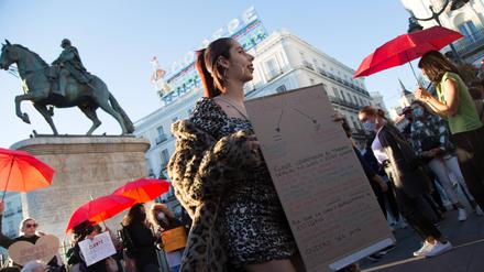 Prostituierte demonstrieren in Madrid gegen ein mögliches Verbot ihrer Arbeit.