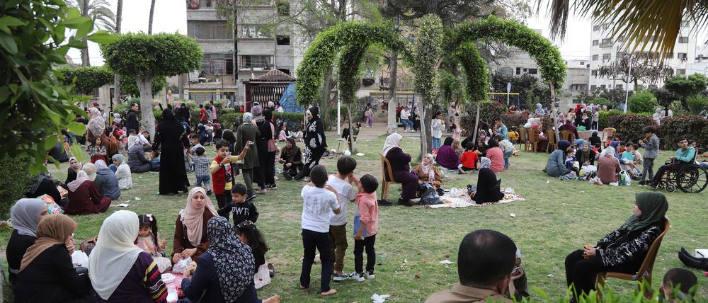 Ein Fest in Gaza (Stadt) am 4. Mai 2022 zum Ende des Fastenmonats Ramadan.