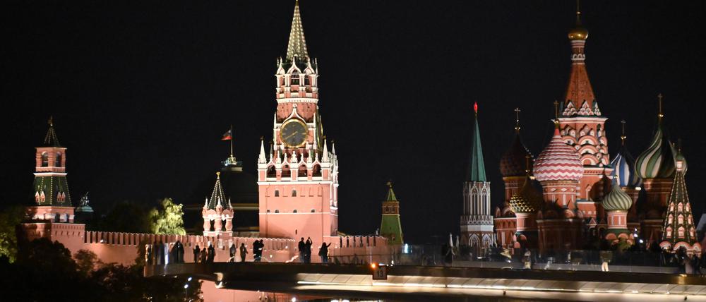 Der Kreml bei Nacht (Sybolbild)