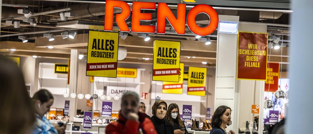Der Osnabrücker Schuhhändler Reno ist nur sechs Monate nach dem Eigentümerwechsel insolvent. Hier eine Filiale in Stuttgart.