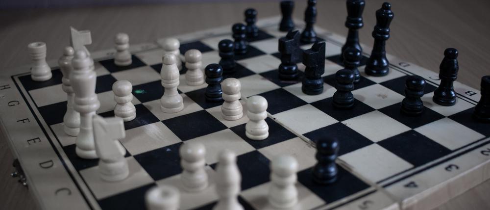 Ist Schach gelöst? Und wenn nein, wie lange dauert das noch?