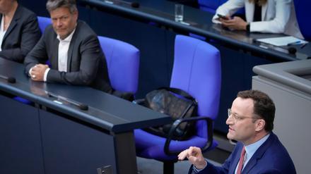Jens Spahn kritisiert Bundeswirtschaftsminister Robert Habeck. 