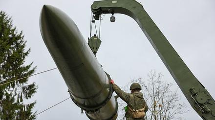 Russland übt am 26. Oktober in der Region Kaliningrad den Raketeneinsatz.