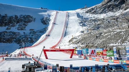Beim traditionellen Weltcup-Auftakt in Sölden haben die besten Skisportlerinnen und Skisportler der Welt eine hervorragend präparierte Strecke vorgefunden.