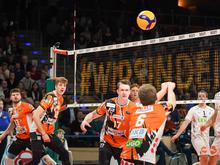 Gegen feurige Lüneburger: BR Volleys setzen sich an der Tabellenspitze fest