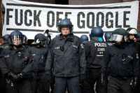 Gegen die Ansiedlung von Google wurde heftig protestiert in Kreuzberg.