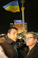 Im Ring der Politik: Wladimir Klitschko im Dezember 2013 mit dem damaligen Bundesaußenminister Guido Westerwelle auf dem Maidan in Kiew.