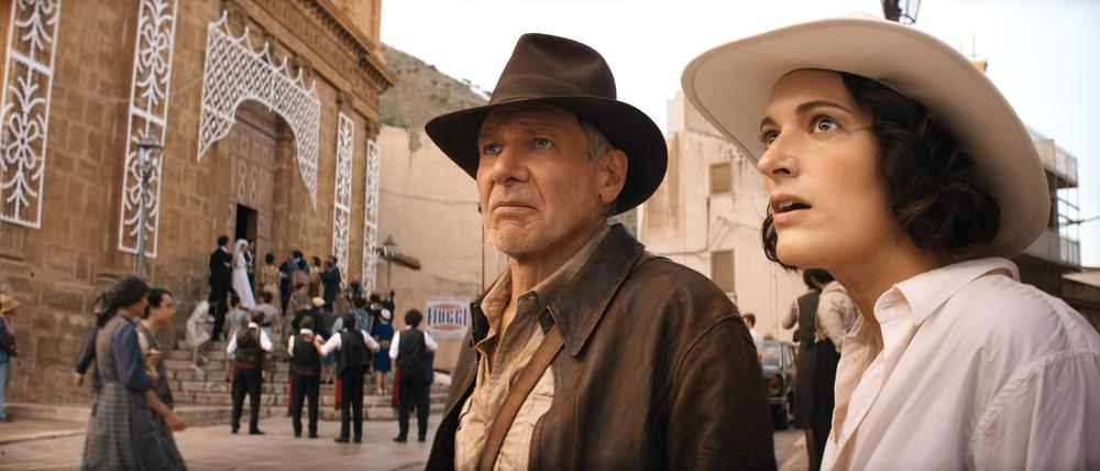 Vom selben Schlage. Indiana Jones (Harrison Ford) and Helena (Phoebe Waller-Bridge) sind hinter einem magischen Apparat her. 