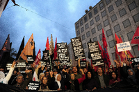 Kurden protestieren gegen den Terror des IS - und die türkische Regierung