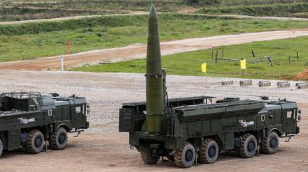 Iskander-M-Raketen könnten auch mit nuklearen Sprengköpfen ausgestattet werden. 