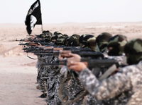 IS-Kämpfer in einem Propagandavideo.