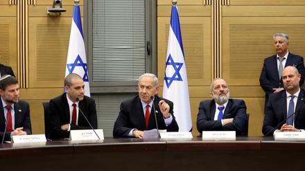 Israels Regierung beschließt den umstrittenen nationalen Haushalt für die kommenden zwei Jahre.