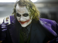 Der Lieblingsfeind: Tobias Wollschläger als Batmans Gegenspieler in ,„The Joker“, das vergangene Woche in der Pankower Brotfabrik Premiere hatte.