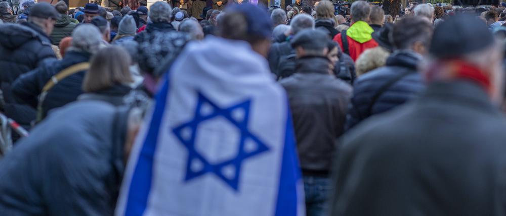 Jüdische Gemeinde gedenkt israelischer Geiseln.