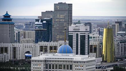 Blick auf den Präsidentenpalast im Zentrum der Hauptstadt Kasachstans.