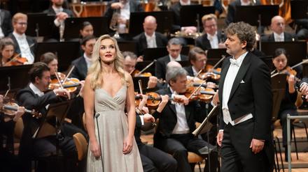 Vida Mikneviciute und Jonas Kaufmann beim Silvesterkonzert der Berliner Philharmoniker 2023. 