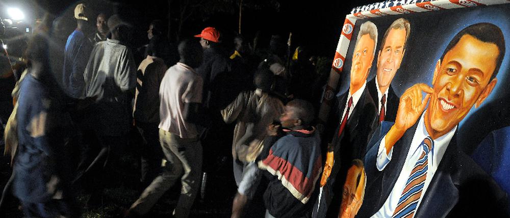 Obamas Verwandte Wahlparty in Kenia