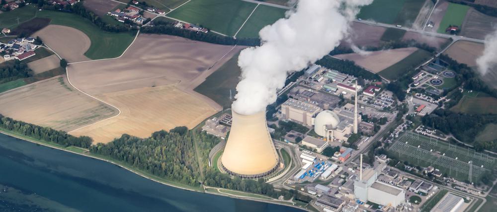 Das Atomkraftwerk Isar 2 ist noch bis zum Jahreswechsel am Netz. 