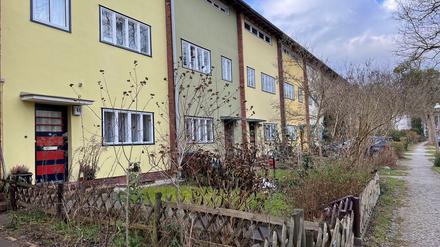 Waldsiedlung Zehlendorf soll klimafreundlich werden: Bunte Fassaden prägen das Bild.