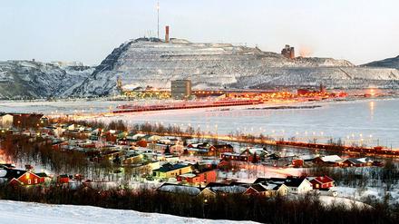 Blick auf Kiruna und den Berg Kiirunavaara, von dem die Stadt ihren Namen hat.
