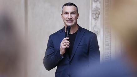 Wladimir Klitschko wurde stellvertretend für das ukrainische Volk mit dem M100-Preis ausgezeichnet.
