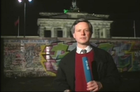 „Wir waren der einzige deutsche TV-Sender, der live berichtet hat“. Robin Lautenbach stand beim Mauerfall 1989 für die „Tagesthemen“ am Brandenburger Tor und am Übergang in der Invalidenstraße.