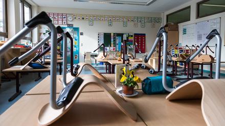 Leerer Klassenraum einer Schule in Berlin-Mitte.