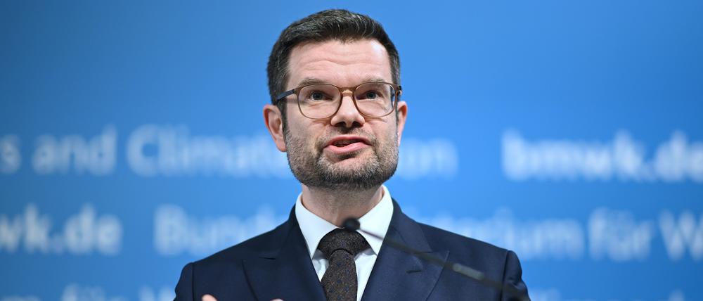 Marco Buschmann (FDP), Bundesminister der Justiz, gibt ein Pressestatement zur Novelle des Kartell- und Wettbewerbsrechts ab.