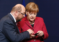 Der damalige EU-Parlamentspräsident Martin Schulz (SPD) und Bundeskanzlerin Angela Merkel sind sich in der Vergangenheit vor allem bei EU-Gipfeln begegnet.