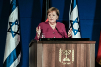 Benjamin Netanjahu, Premierminister von Israel, und Bundeskanzlerin Angela Merkel (CDU) kommen am Donnerstag gemeinsam zu einer Pressekonferenz in Jerusalem.