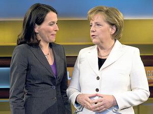 Bundeskanzlerin Angela Merkel (rechts) war sechs Mal bei Anne Will.