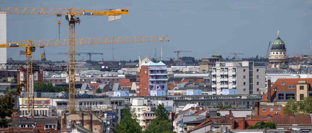 Wohnungen in Berlin: Die Angebotsmieten in der Hauptstadt haben in den vergangenen fünf Jahren besonders stark zugelegt.