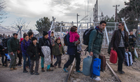 Flüchtlinge an der Grenze zwischen Griechenland und Mazedonien