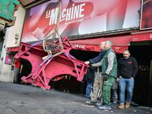 Trotz wöchentlicher Wartung: Mühlenflügel von Pariser Wahrzeichen Moulin Rouge abgestürzt – Ursache unklar