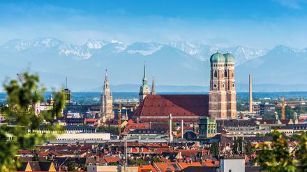 Die kaufkräftige internationale Klientel hält die Immobilienpreise in München hoch.