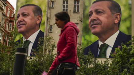 Der Wahlkampf des amtierenden türkischen Präsidenten Recep Tayyip Erdogan und seiner Verbündeten drängt Frauen an den Rand.