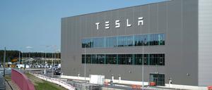 Dem Tesla-Werk in Grünheide könnte bei der Einführung eines neuen Massenmodells eine entscheidende Rolle zukommen. 