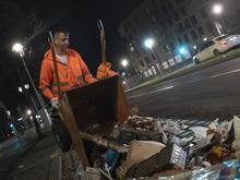 16 Schiffscontainer Müll: Die Kehrseite des Berliner Silvesterspaßes