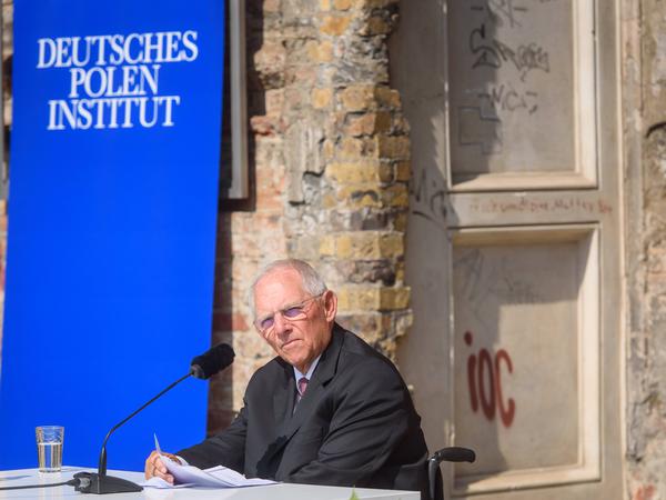 Wolfgang Schäuble, ówczesny przewodniczący Bundestagu, uczcił 80. rocznicę niemieckiego ataku na Polskę w 2019 r., co było jednocześnie wiecem na rzecz budowy pomnika Polski na placu przed dworcem Anhalter Bahnhof.  
