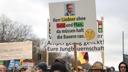 Der ehemalige Bundestagsabgeordnete Patrick Meinhardt verlässt die FDP als Reaktion auf die Politik der Ampelregierung.