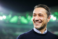 Niko Kovac hat gut lachen. Mit ihm als Trainer ging es bei der Eintracht zuletzt nur nach oben.