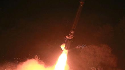 Nordkoreanischen Quellen zufolge hat Kim Jong Un am Mittwoch zwei weitere Raketen abgefeuert.