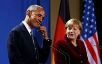 Wir bleiben in Kontakt - US-Präsident Barack Obama gestikuliert während der gemeinsamen Pressekonferenz mit Angela Merkel.